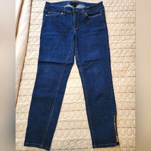 White House Black Market